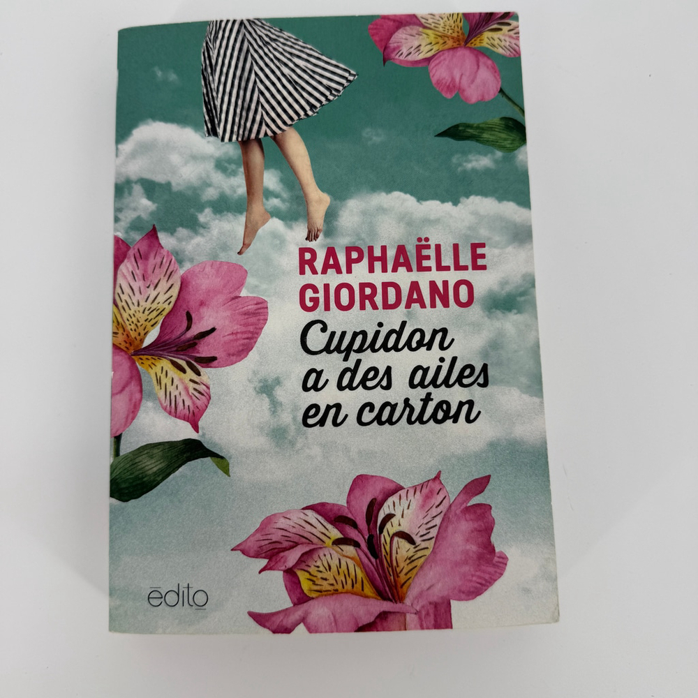 Cupidon a des ailes en carton by Raphaëlle Giordano Paperback